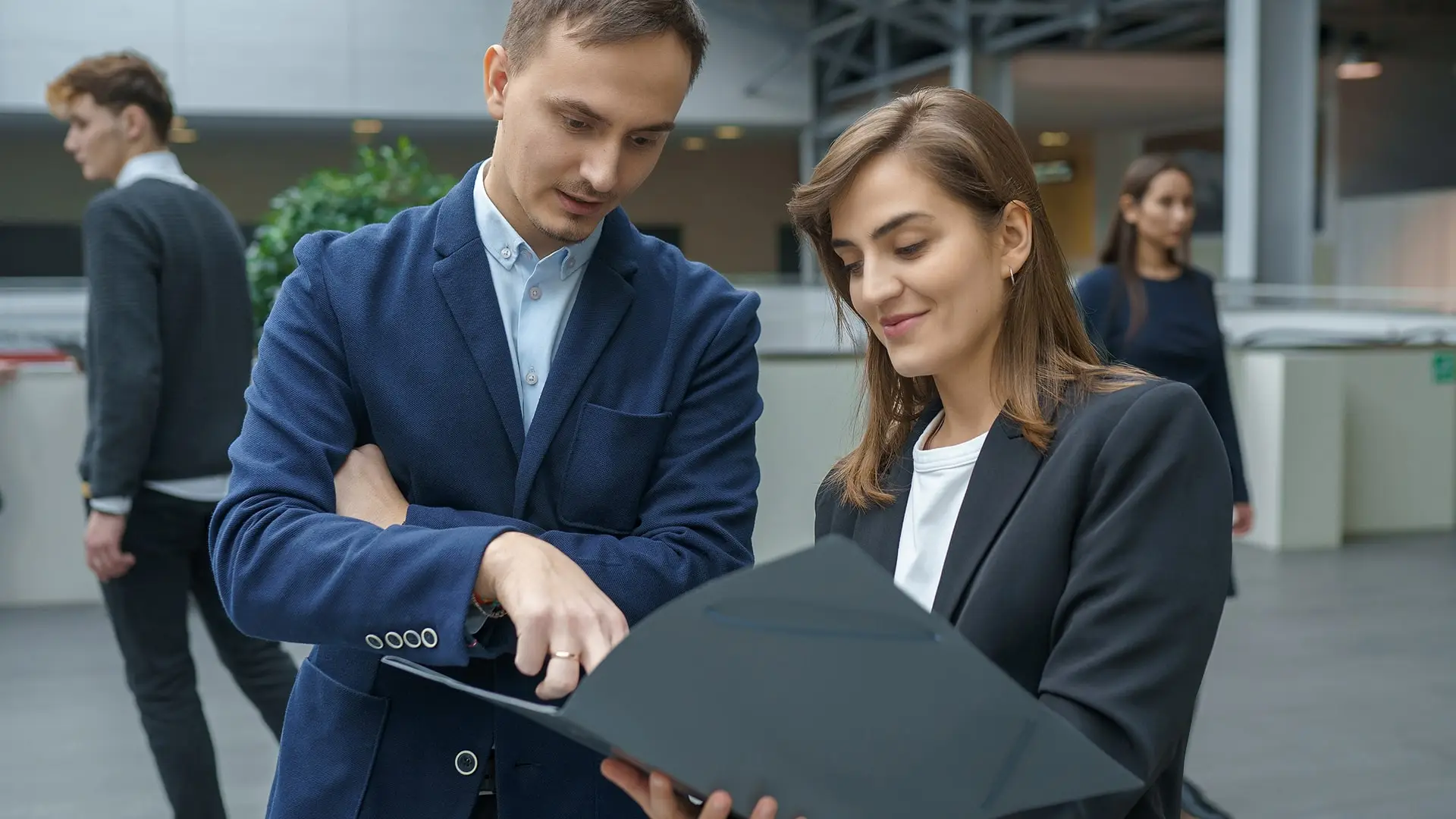 Schemat ilustrujący określanie grupy docelowej dla skutecznego marketingu SMART Agency